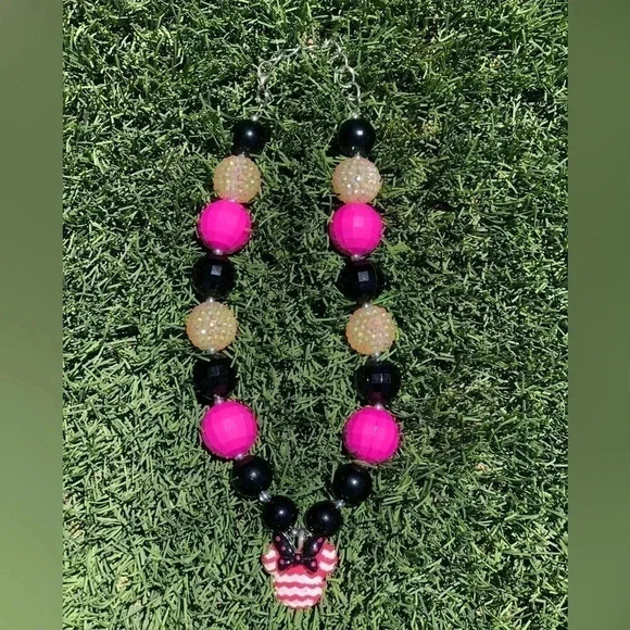 Girls Bubble Gum Bead Necklace with Minnie Mouse - Picture 7 of 9
